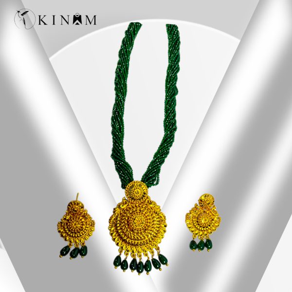 Gold plated pendant with green pote necklace for women